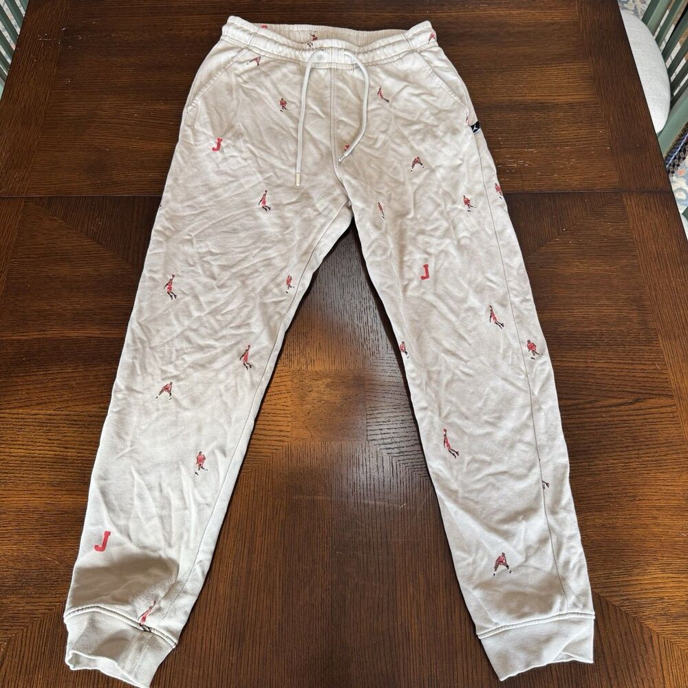 Jordan Essentials All Over Print Fleece Joggers Mens M Beige DV9390-206 Jordan